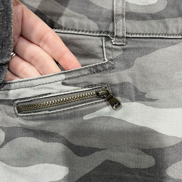 Democracy Size 6 Jeans “Ab”technology Skinny Leg Cropped Crop Camo Green Women’s - Picture 5 of 12